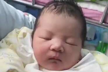2次失独，几近绝望的H夫妇2022年终于迎来7斤6两的小王子一起过新年