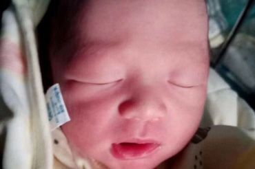 恭喜广州W先生喜得贵子，小公子来到您的身边