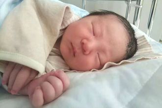 祝贺天津Y女士，6斤多的小金子宝宝，感谢您对我们的信任