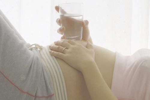 试管婴儿移植后可以正常工作吗?