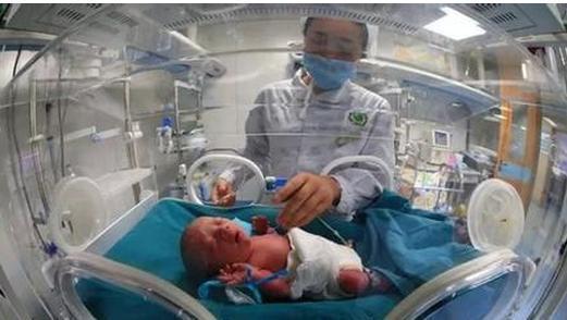 试管婴儿囊胚培养及囊胚移植的优点